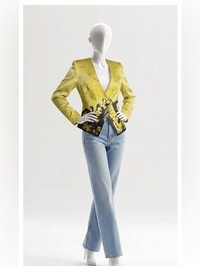 Sania Maskatiya Luxe Pret Women
Empowerment Graphic Print Satin
Blazer Jacket
S